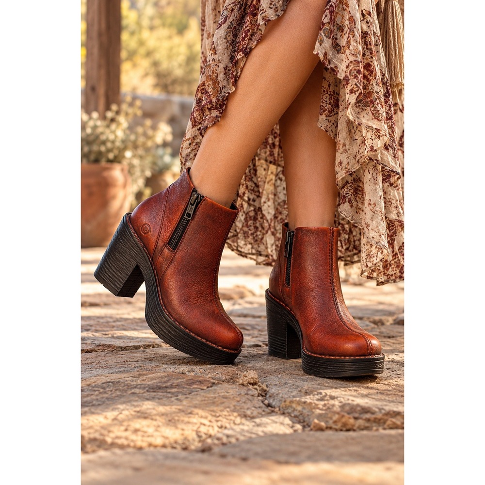 Born Womens Rust Brown Leather Platform Ankle Boots Chunky Heel western boho
